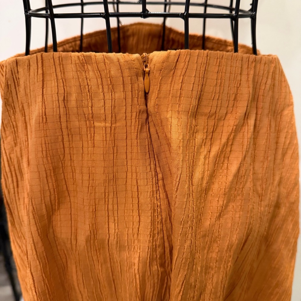Who What Wear Rust Orange Cut-Out Halter Romper | Ring Detail | Size M/L - Picture 6 of 9
